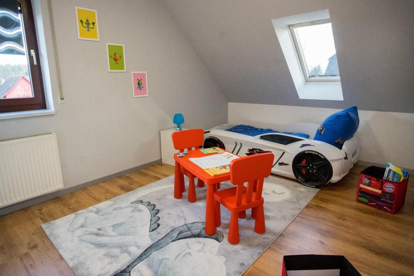 Zum Kaeutzchen 120Qm Ferienhaus 8 Personen 4 Schlafzimmer Nossentiner Huette Eksteriør billede